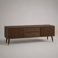 Mobile TV 180 x 40 x 55 cm in MDF effetto noce con ante scanalate e cassetto centrale gambe nere con dettagli oro