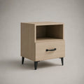 Comodino 45 x 40 x 55 cm con cassetto e vano a giorno in MDF effetto legno naturale con maniglia nera e gambe in metallo nero struttura rettangolare